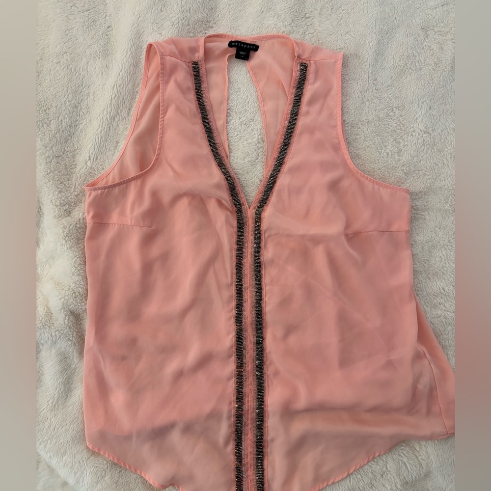 Chic Pink Sleeveless Top